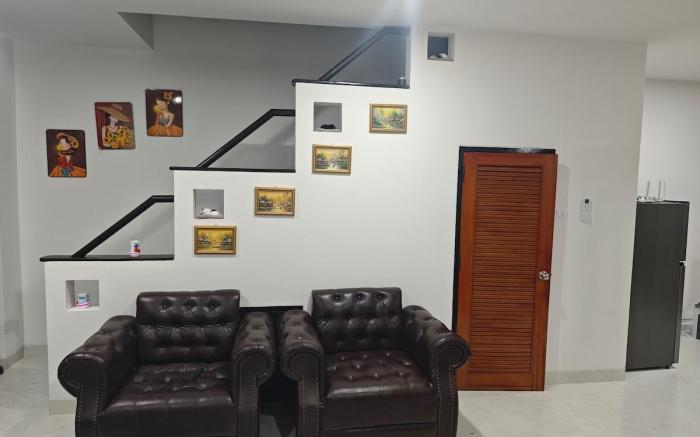 2BR house 182sqm 300m from the beach