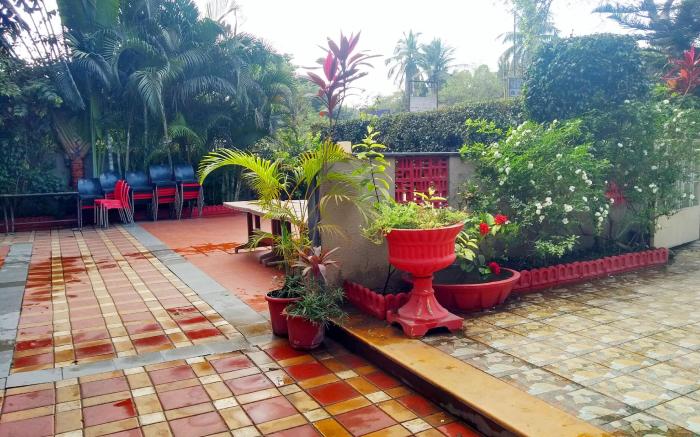 Hotel Farhat Executive Ahilyanagar Maharashtra