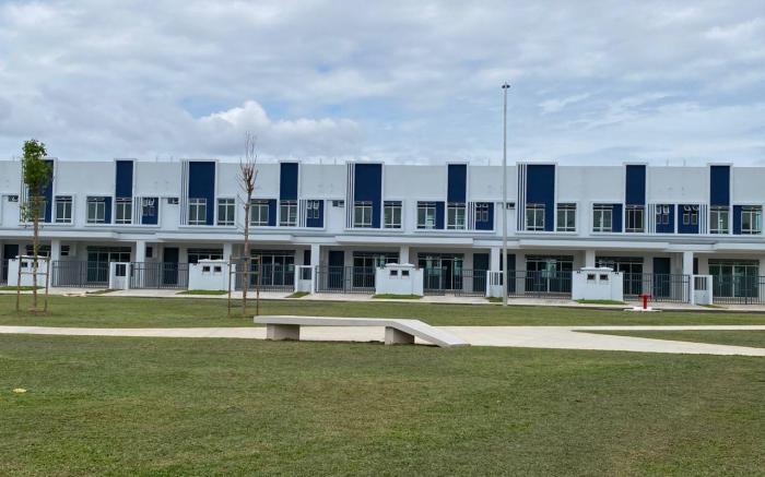 A28 Hello Baby Homestay Dato Onn (15Pax) Netfix