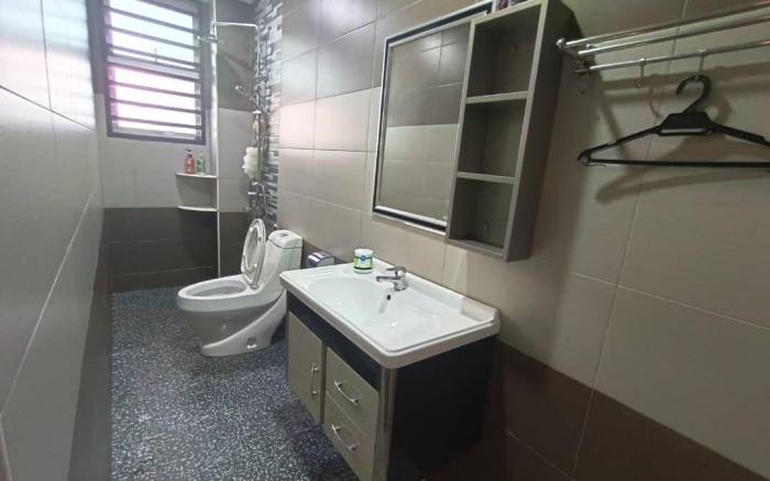 Mount Austin 4bedroom 4bath 12p