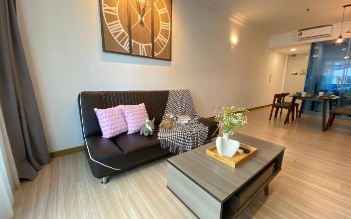 The Wave 2BR 4Pax A12 Poolview - NetFlix/Parking