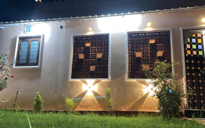 Dakshraj Villa, A peaceful family stay 