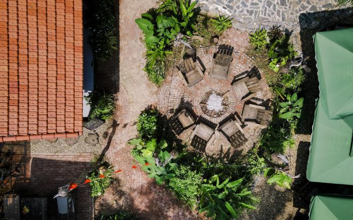 Tam Coc Lakeside Homestay