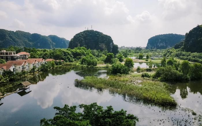 Tam Coc Lakeside Homestay