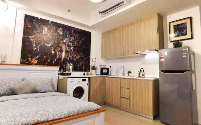 Cozy 5 Pax Designer Suite | High Floor & Luxury