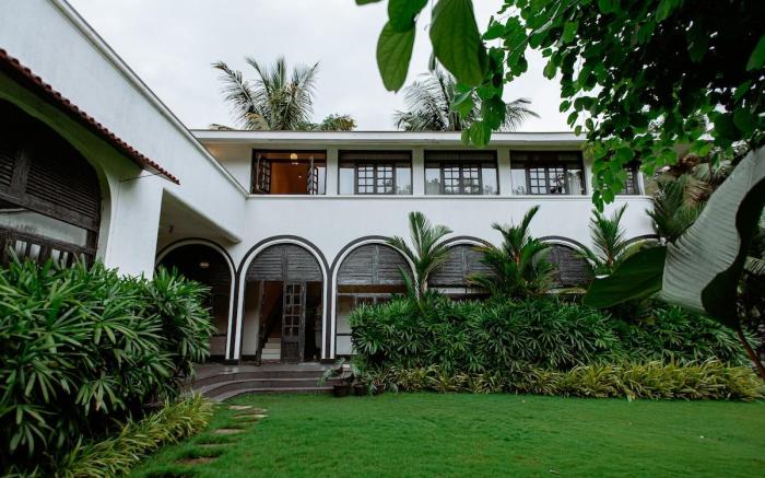 Viraam Estate by RÊVE/heated pool, caretake & chef