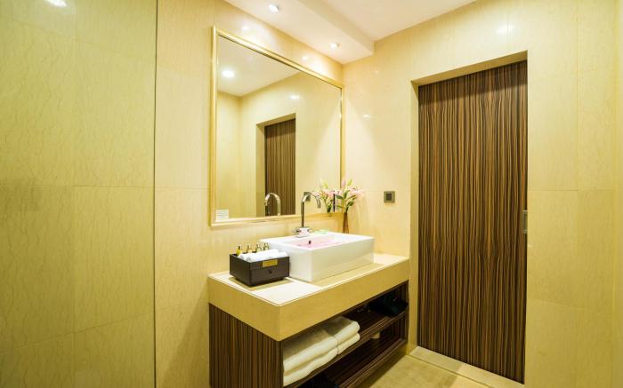 Best Western Chinatown Hotel