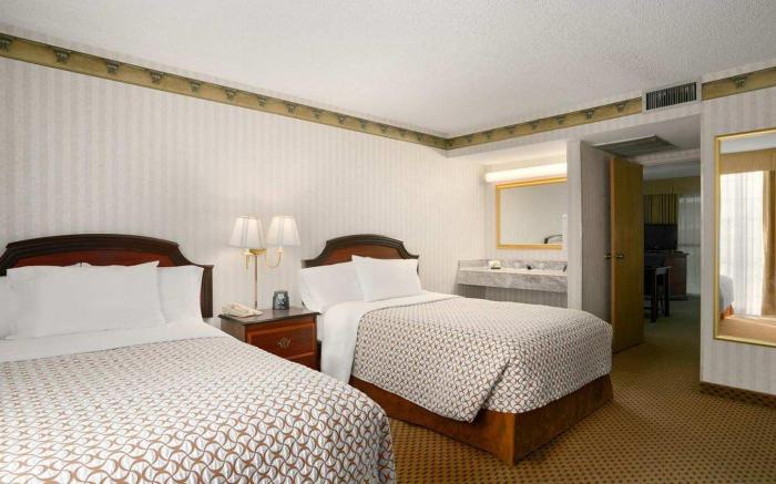 Embassy Suites by Hilton Arcadia Pasadena Area