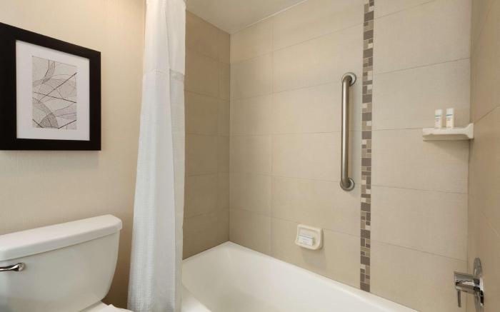 Embassy Suites by Hilton Arcadia Pasadena Area