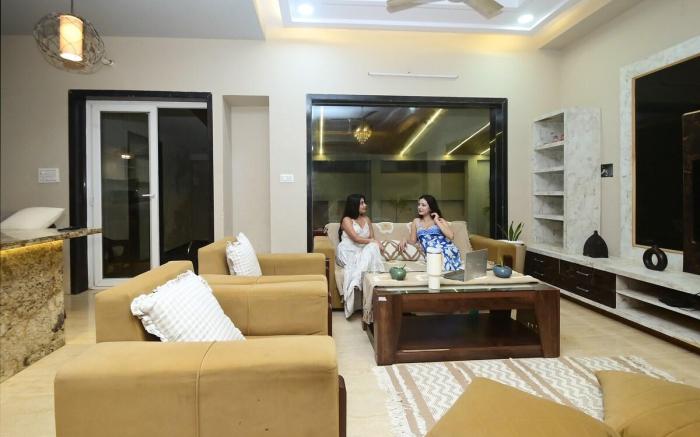 3BHK Farm w\ Indoor Pool, Jacuzzi & Mountain View