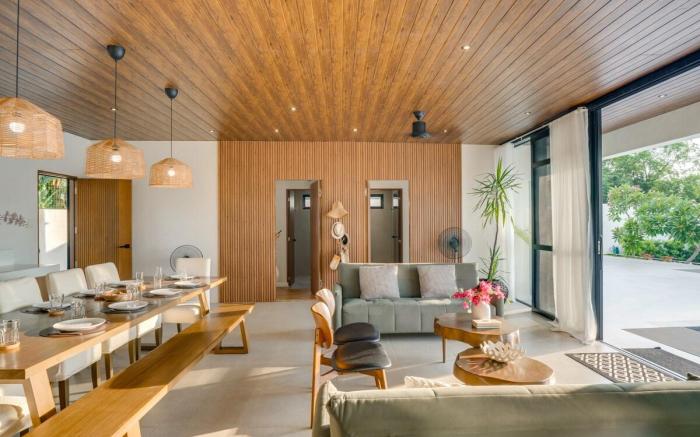 4BR Villa w/ Pool & WiFi in Calatagan, Batangas