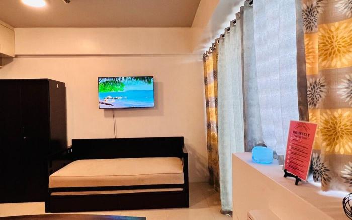 Front of NAIA T3/ Resorts World/Pool/ Pet friendly