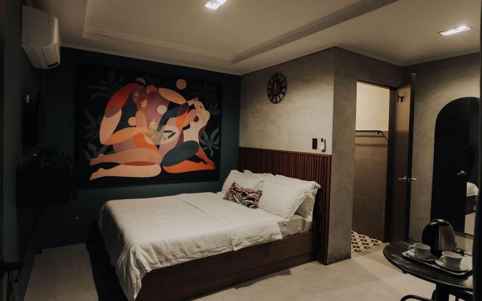 Dancenter Airport Hotel - Grey Hotel