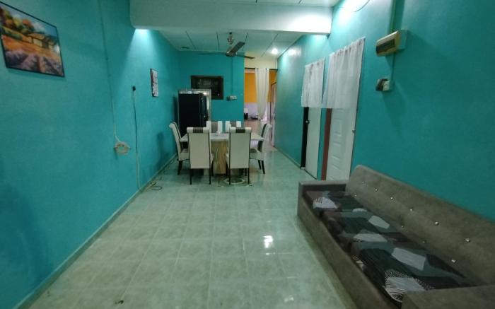 Asyun Homestay Stadium 5km Umt9km 3bilikaircond