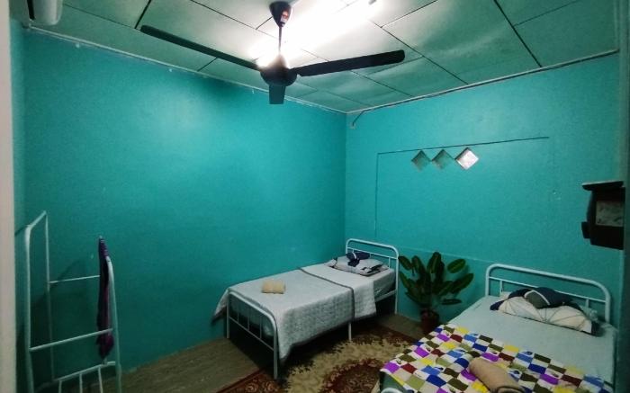 Asyun Homestay Stadium 5km Umt9km 3bilikaircond