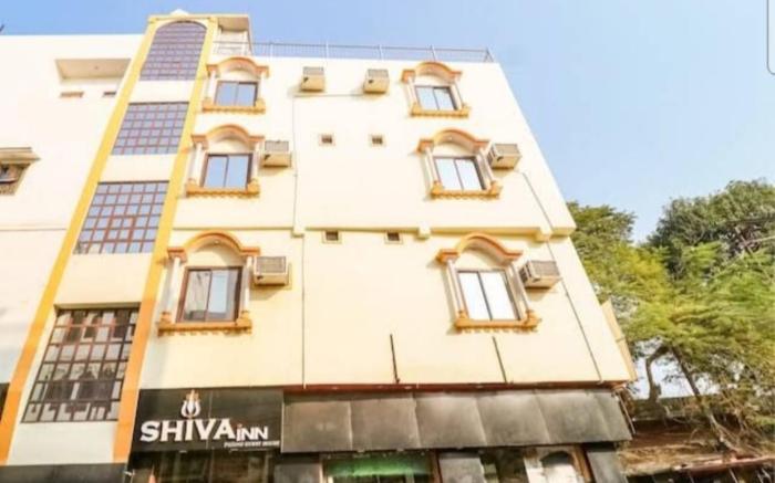 Goroomgo Shiva Inn Varanasi