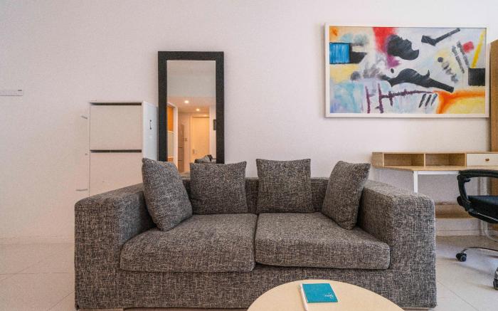 Tyms Elegant 1BR APT Xujiahui Oriental Manhattan