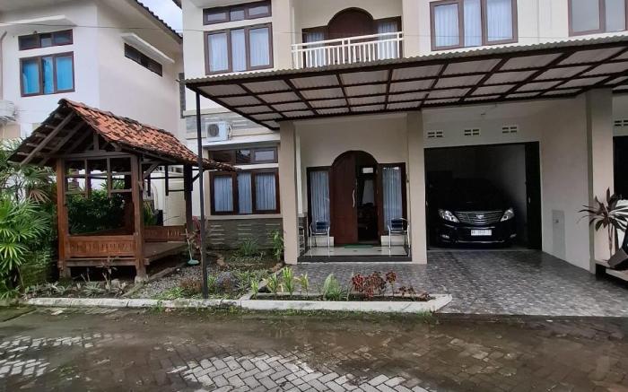 The Jambon Residence