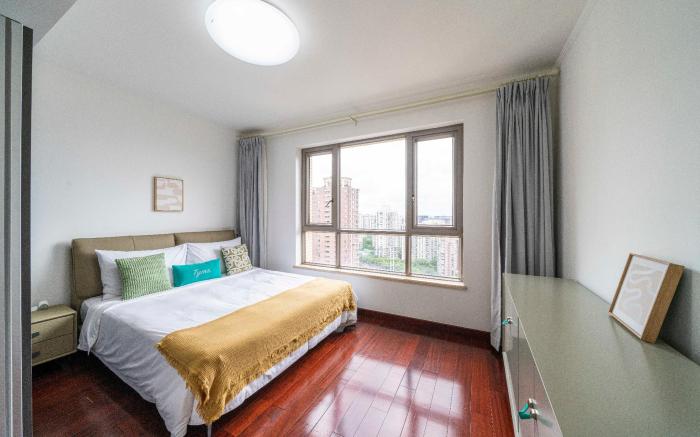 Tyms Premium 2BR APT Hongqiao Yucui Garden