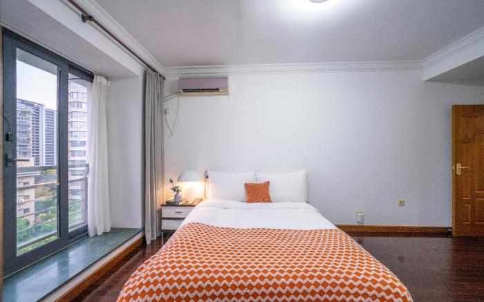 Tyms Modern 1BR APT Gubei Carnival Court