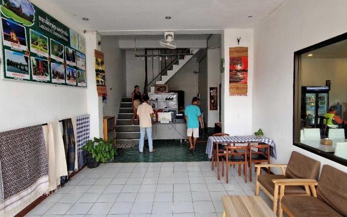 KL's Coffee & Hostel