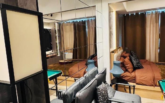 Azure Urban Resort (Staycation by K&K)