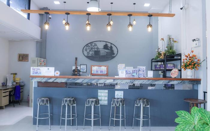 ไอรอน รีสอร์ท แอนด์ โฮเทล