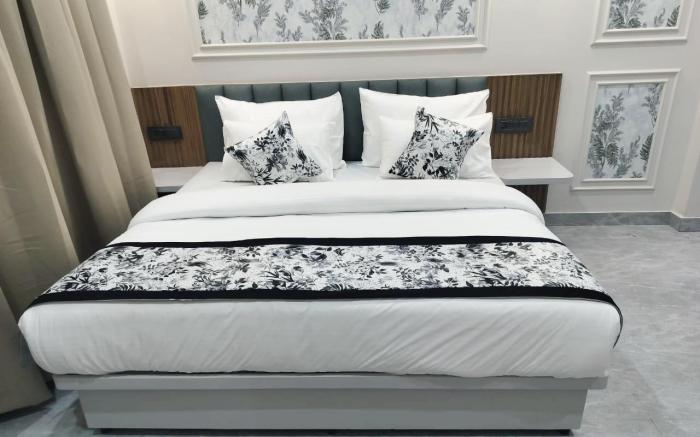 The Golden Taj Vrindavan