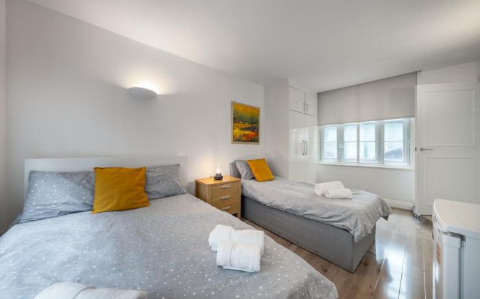 Studio apartment liverpool street