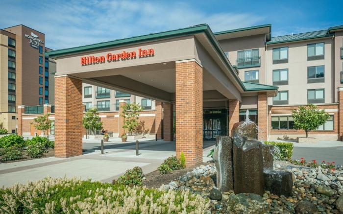 Hilton Garden Inn Seattle - Issaquah Hotel