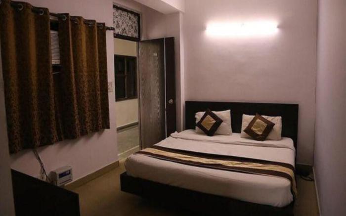 FabHotel Surajkund Residency