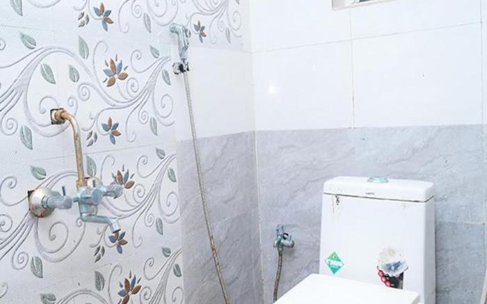 FabHotel Nisarg Villa