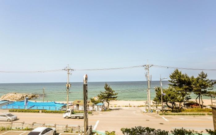 Gangneung Gyeongpodae Daedeokosutel