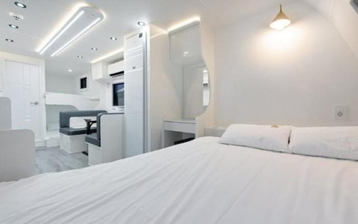 Pohang Unis Sea Caravan Guryongpo Branch