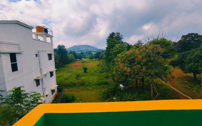 La Courtyard Yelagiri