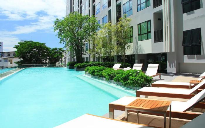 Sea View 2 Bed Room Unit Central Pattaya