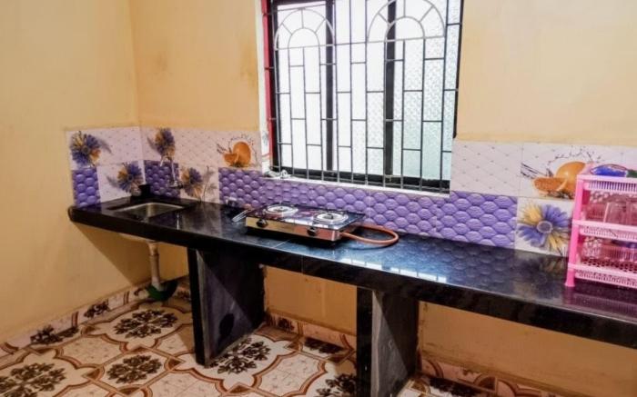 Vailankani Guest House