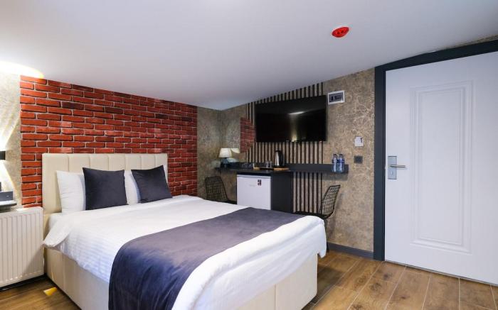 An Urban Oasis with Warm Bubbles