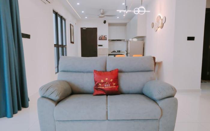 Danga Bay Meteor Light Theme 3Beds by One 9 Stay