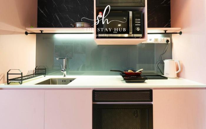 Paxtonz Cozy Studio_DamansaraPJ_with Pool 0536