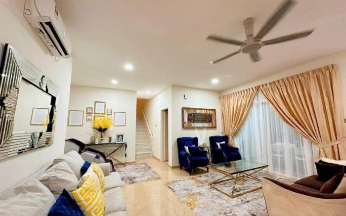 CIK AINS VILLA - (Muslim Only)