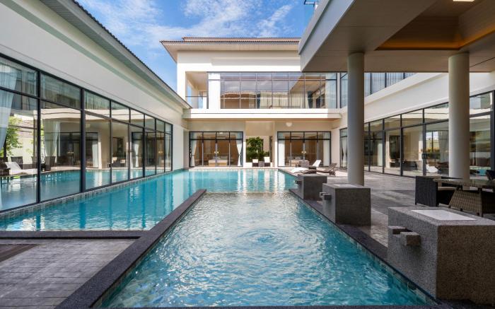 中天海滩 10卧豪华泳池别墅，可住26人 设备齐全