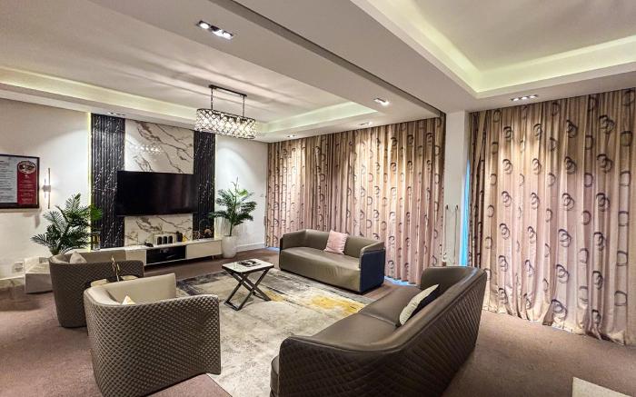 Sujimoto Residences — MacDonald 3 Bedrooms 