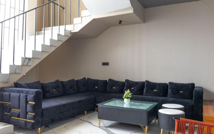 z villa by the hills Udaipur - private pool villa 