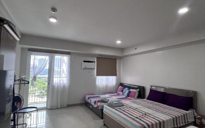 Spacious,comfy condo @ SM Iloilo