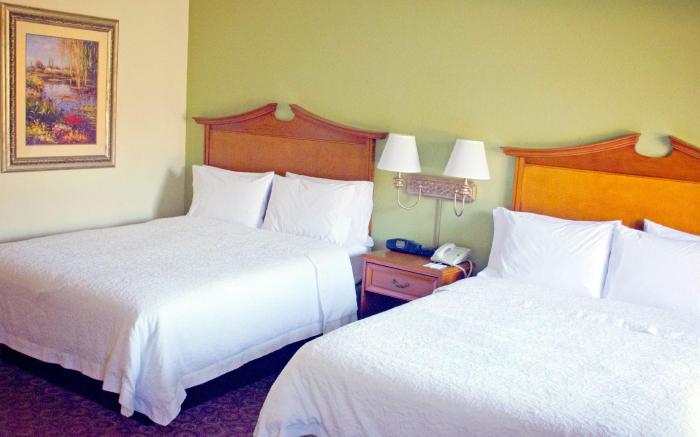 Hampton Inn & Suites College Station/US 6-East Bypass