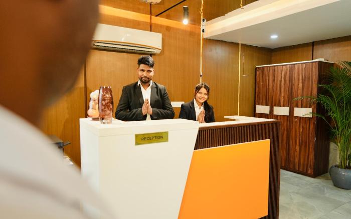 CORPOTATE STAYS-SECTOR 43