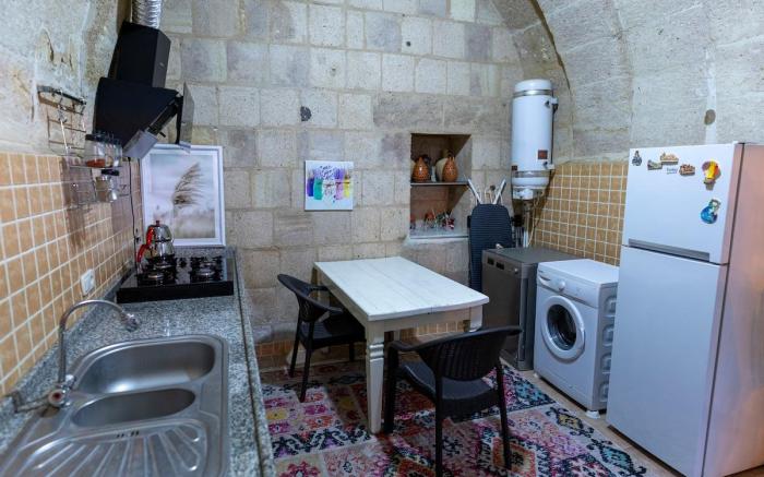 Ortahisar cave house