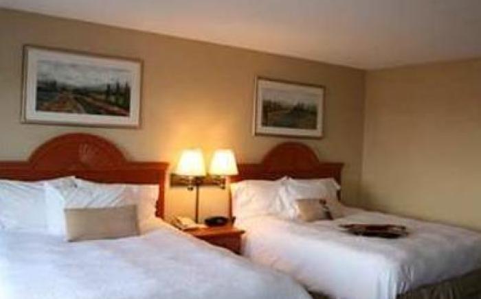 Hampton Inn & Suites Detroit/Sterling Heights