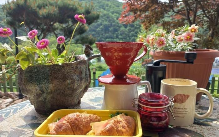 Hongcheon Riverhill Stay